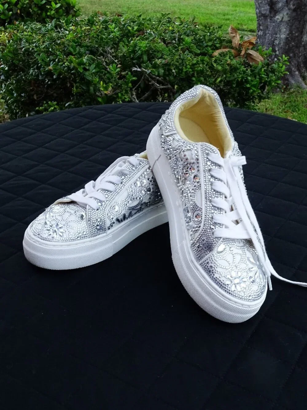 Lovely SB-Lenon Floral Rhinestone Platform Tennis Shoes 8M